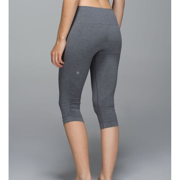 Lululemon In The Flow Crop II Leggings Womens Size 6 Grey Yoga Pants Medium Rise - Picture 1 of 10